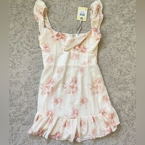 Selfie Leslie Floral Dress